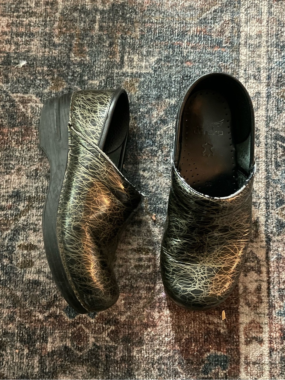 🥭Dansko clogs🥭